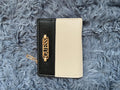 Cartera Compacta Dama GUESS® Bicolor Negro/Beige
