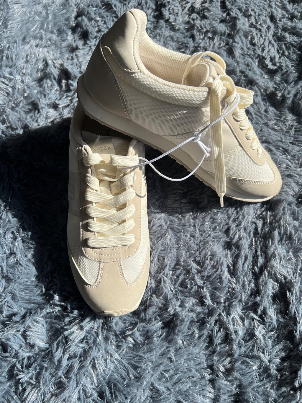 Tenis Tommy Hilfiger Casual Beige Crema Mujer
