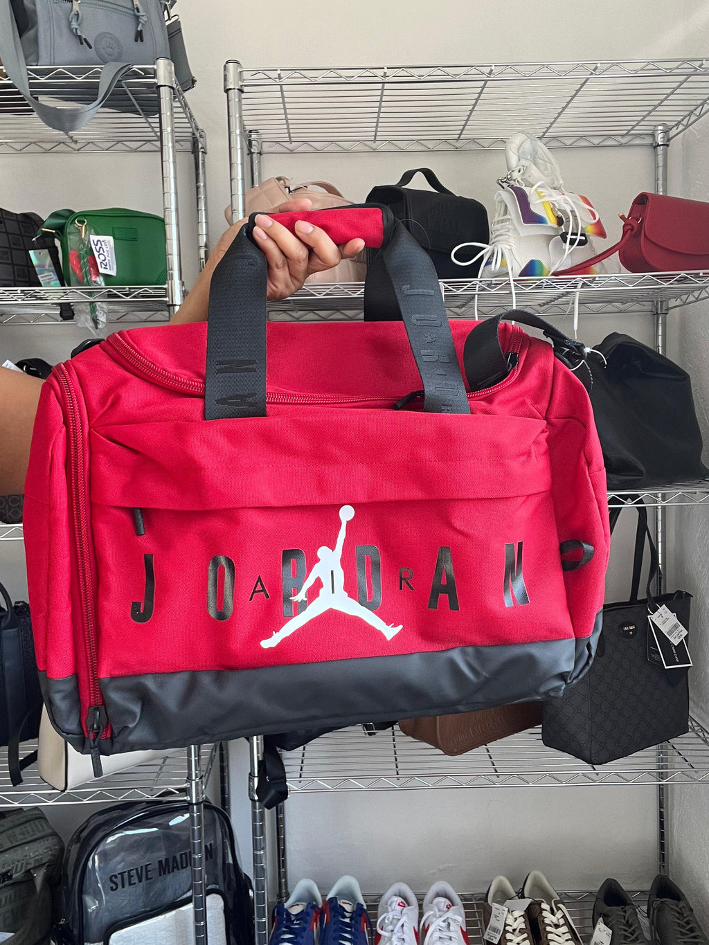 Maleta Deportiva Jordan Roja Duffel Bag Unisex – Bolsa Gym Viaje Resistente