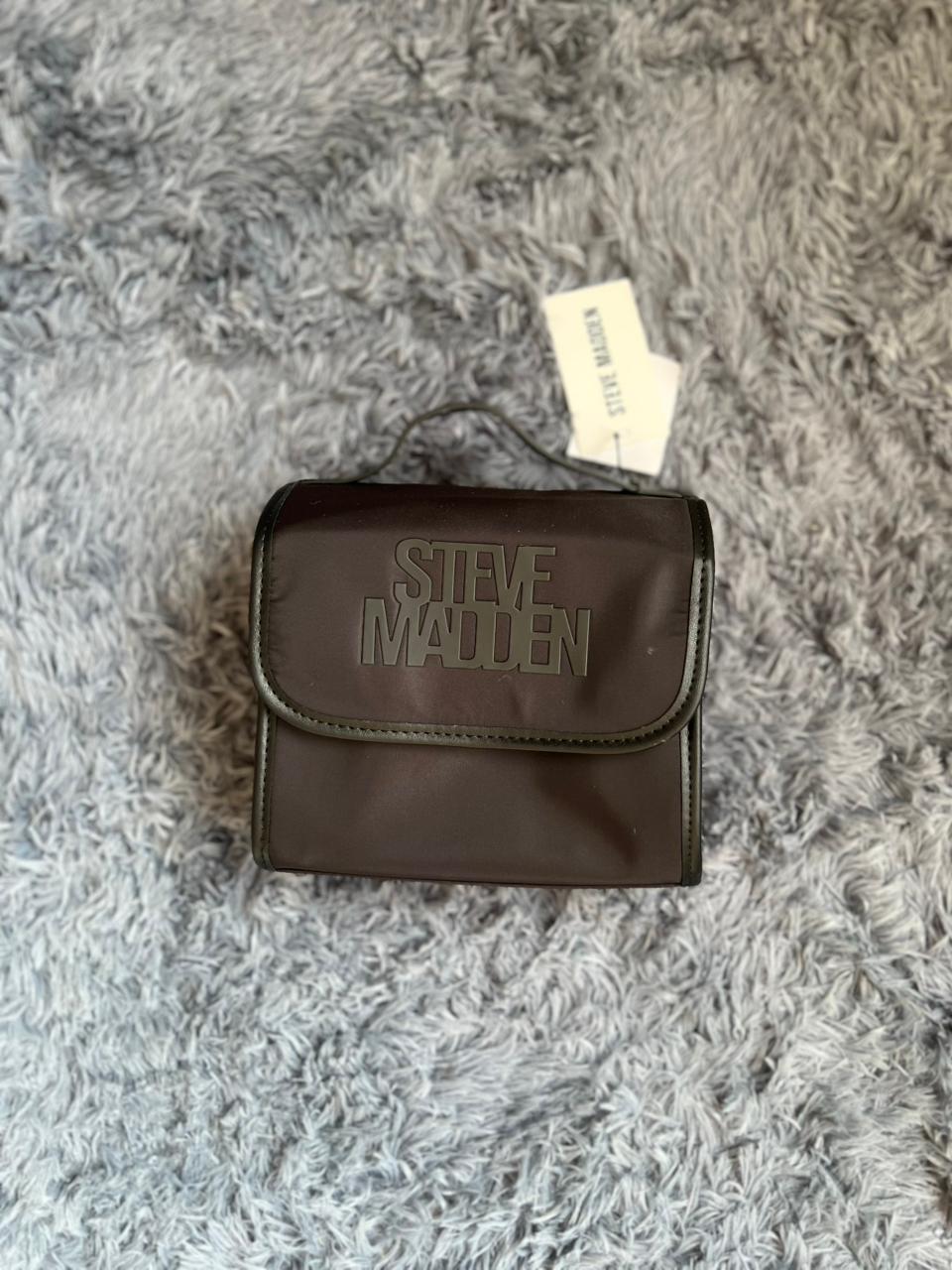 Cosmetiquera / Travel Pouch  Steve Madden Negro Organizador Compacto Premium