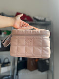 Bolsa Cosmetiquera Acolchada Rosa Steve Madden SM – Estilo Puffy Travel Case
