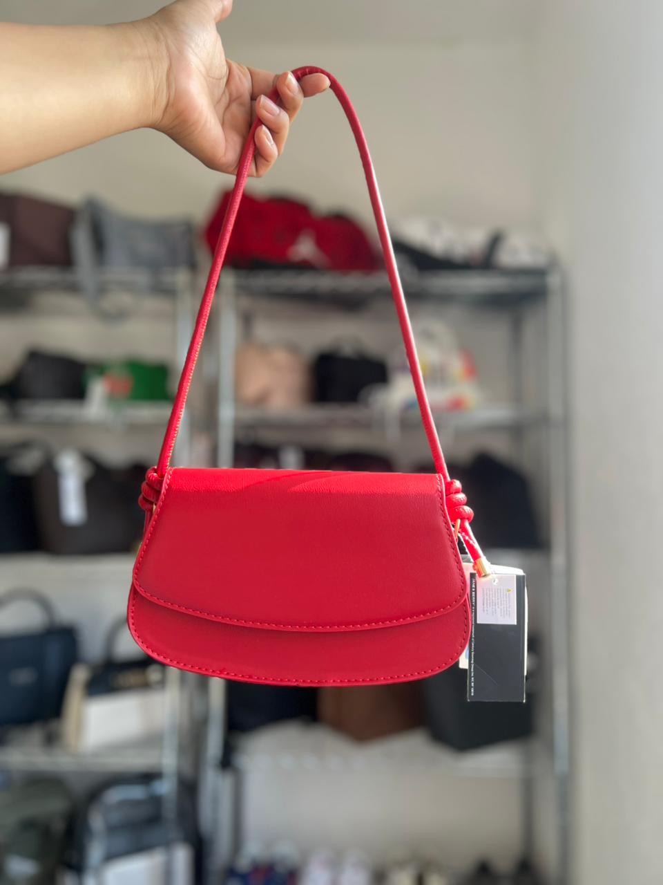 Bolsa Mini Shoulder Roja Jane & Berry – Crossbody Elegante Minimalista