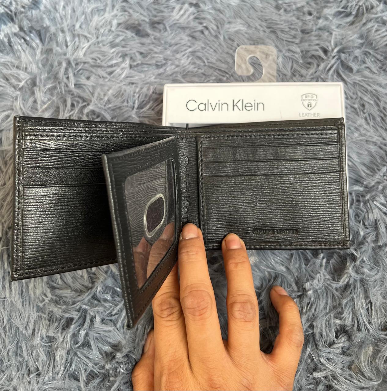 Cartera Hombre Calvin Klein® Negra de Piel con Protección RFID