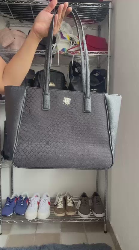 Bolsa Tommy Hilfiger Tote Negra Monograma – Elegante, Amplia y Atemporal